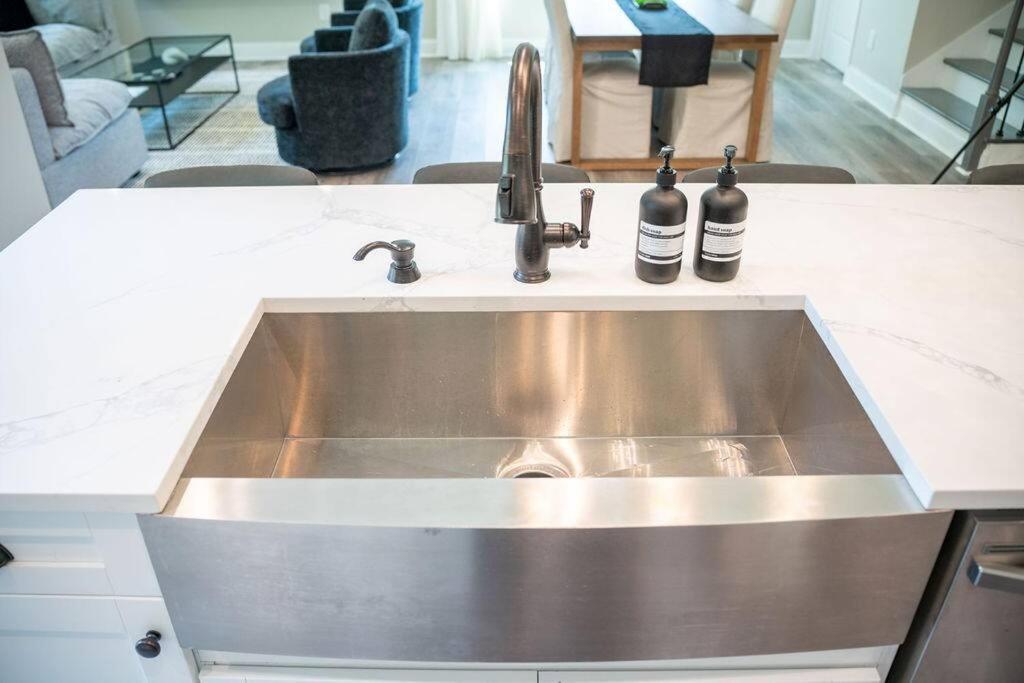 Brand New: Urban Oasis 5 Min From Mercedes Benz Atlanta Buitenkant foto