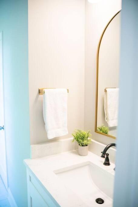 Brand New: Urban Oasis 5 Min From Mercedes Benz Atlanta Buitenkant foto